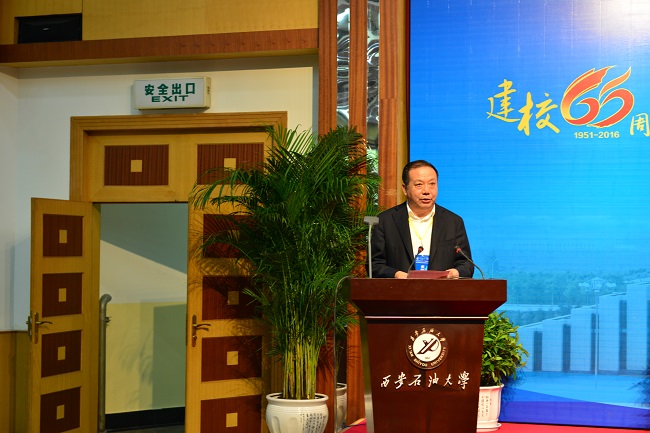 郝晓晨 2.jpg